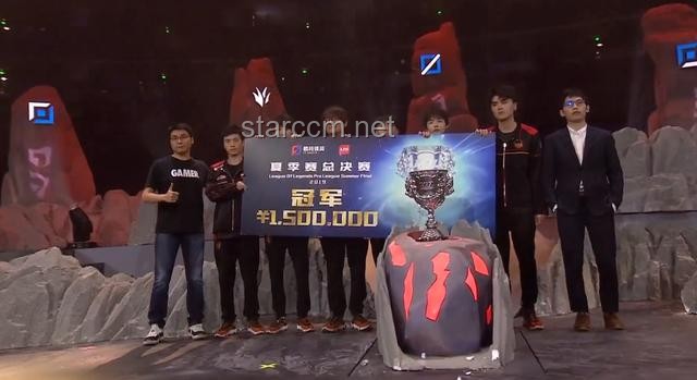 迪迦“抢奶”事件背后的AD钙奶行业洞察